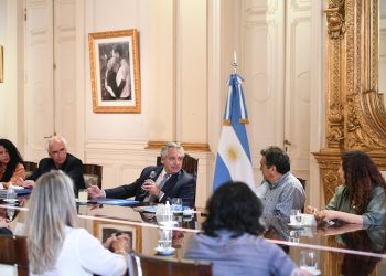 El Presidente garantizó defender la estabilidad de los precios, controlar la inflación y cuidar a las familias argentinas