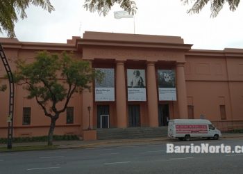 El Museo Nacional de Bellas Artes y sus paredones enrosados
