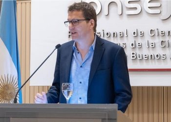 A la par 2021: 98 nuevos graduados recibieron su diploma y comenzarán sus prácticas de formación