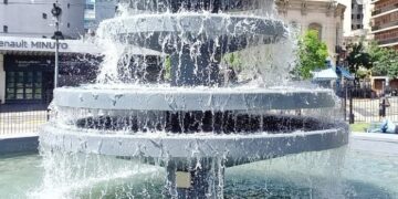 El Gobierno Porteño está poniendo en valor las fuentes en las plazas de Recoleta