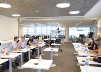 Bancos públicos y privados suman su apoyo a las prácticas educativas