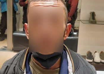 Detienen a ladrón que robó un comercio en Retiro con un arma falsa