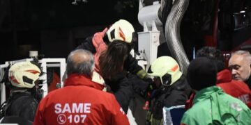 Operativo de la Ciudad por el trágico incendio en un edificio en Recoleta