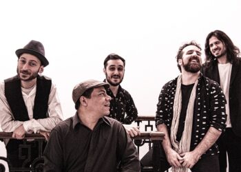Compañeros del Vino estrena «Sos canción» en el CAFF