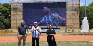 Qatar 2022: Pantalla en el Rosedal y  «banderazos» en la Ciudad