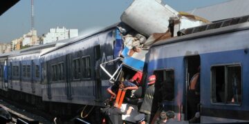 Homenaje a victimas y sobrevivientes de la tragedia de once en el aniversario 11º