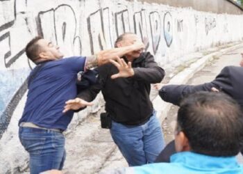 El Ministro Berni fue rescatado por Policía de la Ciudad en medio de agresiones en la General Paz