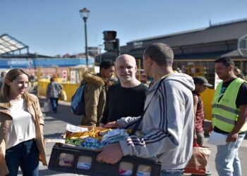 Larreta visitó las obras de reordenamiento del espacio público en Retiro