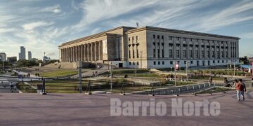 «Armonía Opus Trío» y la «Sinfónica José de San Martín” en la Facultad de Derecho