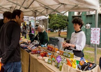 Feria itinerante «Sabe la Tierra» en zona norte de la Ciudad