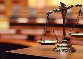 Abogados responden a quienes los señalan de generar «la industria del juicio»