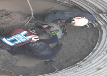 Operario que cayó en un pozo de cinco metros en el barrio de Belgrano