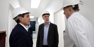 Larreta y Quirós recorrieron obras del Hospital Rivadavia