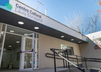 La Ministra Vizzotti inauguró la refuncionalización de la guardia del Hospital Lic. Bonaparte