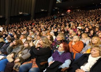 Conciertos «Bienestar para el alma» continúa este sábado en el Teatro Colón