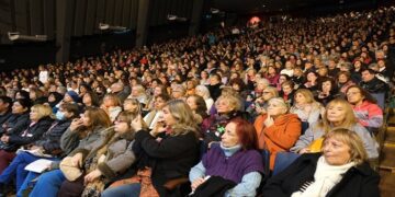 Conciertos «Bienestar para el alma» continúa este sábado en el Teatro Colón