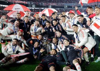 Finalizó el torneo Binance 2023: River recibió la copa y Boca cerró con una victoria frente a independiente