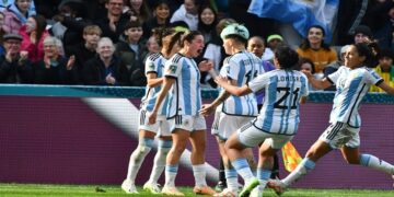 La selección femenina logró un empate ante Sudáfrica en un emocionante partido