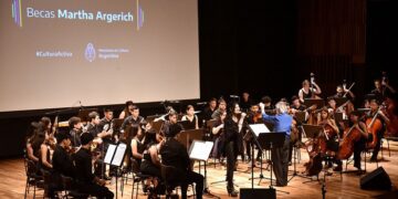 «Becas Martha Argerich»:Orquesta de becarios cierra su primer encuentro en el Centro Cultural Kirchner 