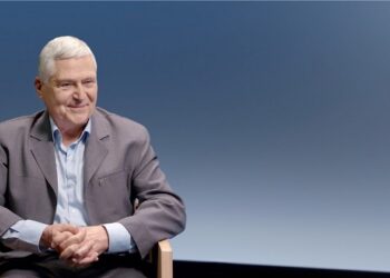 Charla sobre educación emocional en El Cultural Recoleta