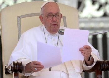 El Papa Francisco invitó a todas las religiones a una jornada de oración por la paz