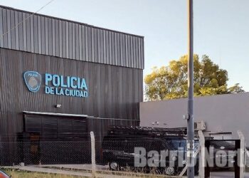 Presos se fugaron de una comisaría en Recoleta y uno fue recapturado