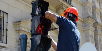 La Defensoría del Pueblo testeó sonoridades en semáforos accesibles