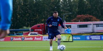 Argentina se prepara para enfrentar a Uruguay en la Bombonera