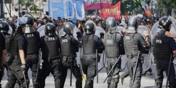 La Defensoría del Pueblo instó a respetar la autonomía de la Ciudad