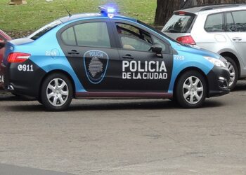 Un hombre se atrincheró con su hijo que tiene autismo en Recoleta