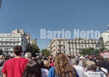 Día de la memoria: multitudinaria movilización a Plaza de Mayo
