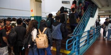 Comenzaron las clases en colegios secundarios de la Ciudad