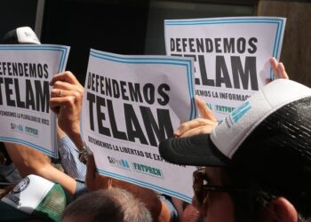 Trabajadores de Télam juntan firmas para ley por una agencia federal