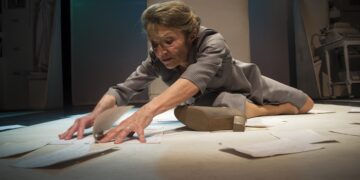 La obra «El diccionario» se presenta en el Centro Cultural Borges