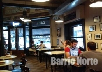 Comienza el ciclo de charlas en bares notables de la Ciudad