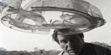 Inauguración: Gyula Kosice Intergaláctico