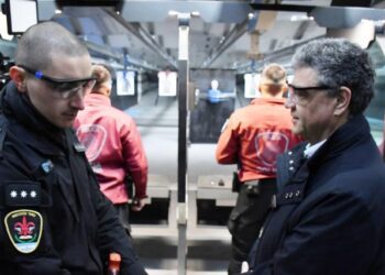 Cómo funcionan las pistolas BYRNA, las nuevas armas de letalidad reducida que sumó la Policía porteña