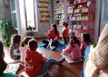 «Diseño, letras y Salud: El creativo proyecto de una Pediatra y un Diseñador en Tapalqué»