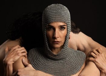 Juana se presenta en el Teatro Regio