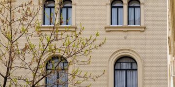 La Casa Broggi se ubica en Cinco Esquinas de Recoleta