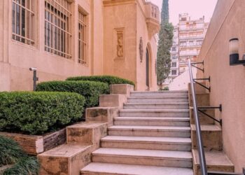 El edificio Art decó ubicado en Peña y French