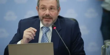 El Gobierno desplazó al titular de Anses, Mariano de los Heros