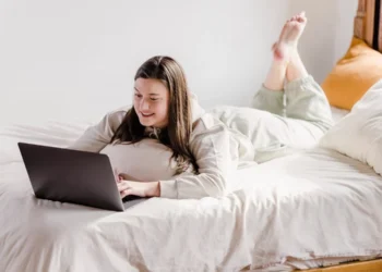 Trabajar desde casa nos hace más felices