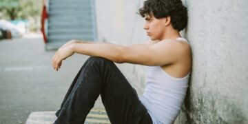 El cerebro se vuelve menos sociable con la edad