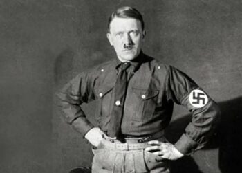 Hitler en Lederhosen: la foto que quiso borrar de la historia