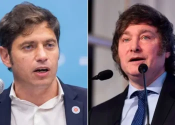 Una encuesta mide un hipotético mano a mano electoral entre Javier Milei y Axel Kicillof en el Conurbano