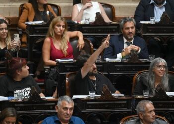 Juan Grabois y el gesto del 3% a Karina Milei