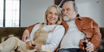 Envejecer con dignidad y sin apuros hacia una salud mejor