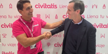 Civitatis y Despegar firman una alianza estratégica global para la distribución de tours y actividades