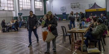 «Más servicios en tu barrio» funcionará de martes a viernes en Parque Avellaneda, Villa Lugano, Liniers y Villa Soldati